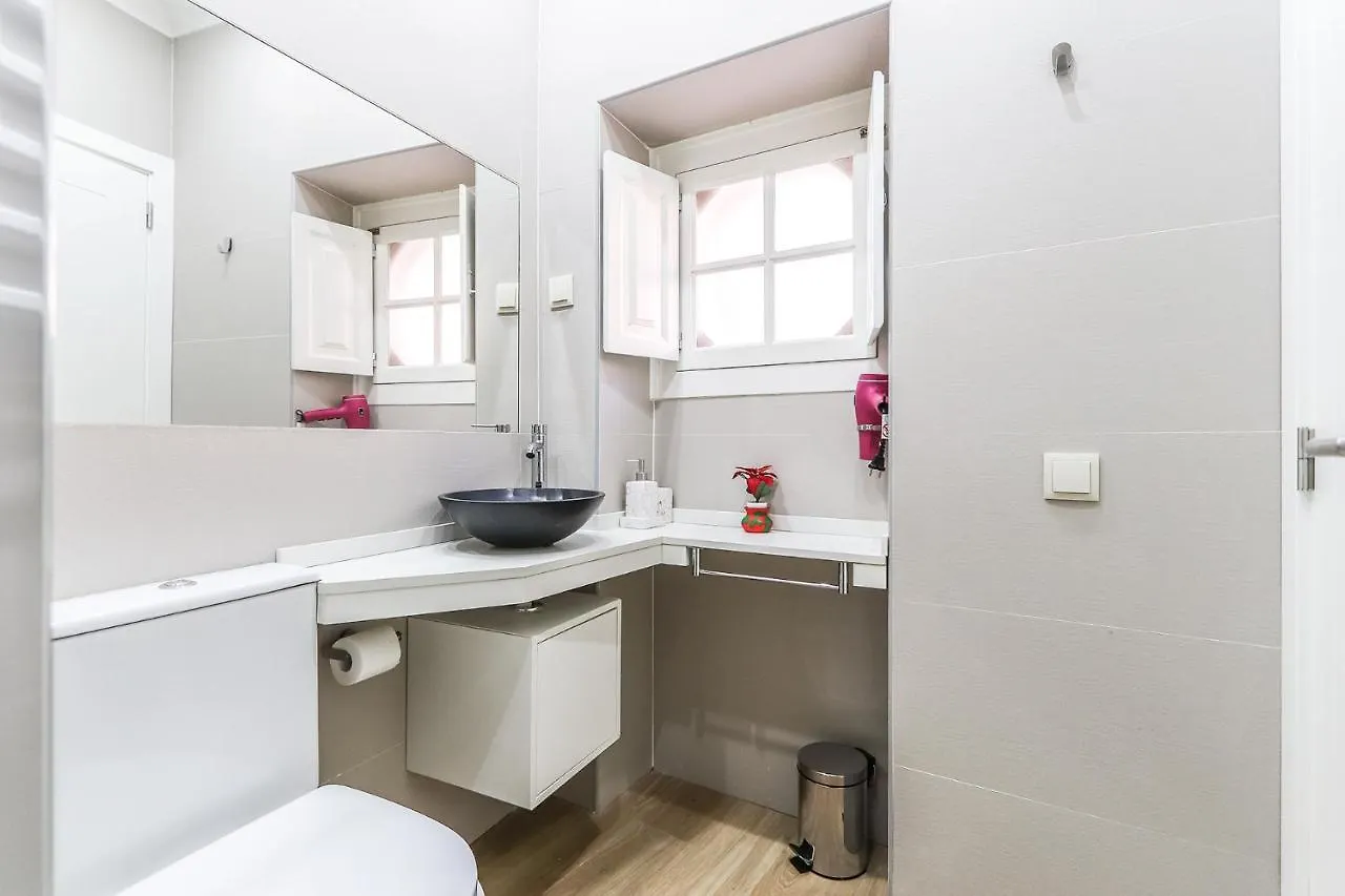 Apartment Vita Portucale ! Moscavide Casa Branca W/ Terrace Lisbon
